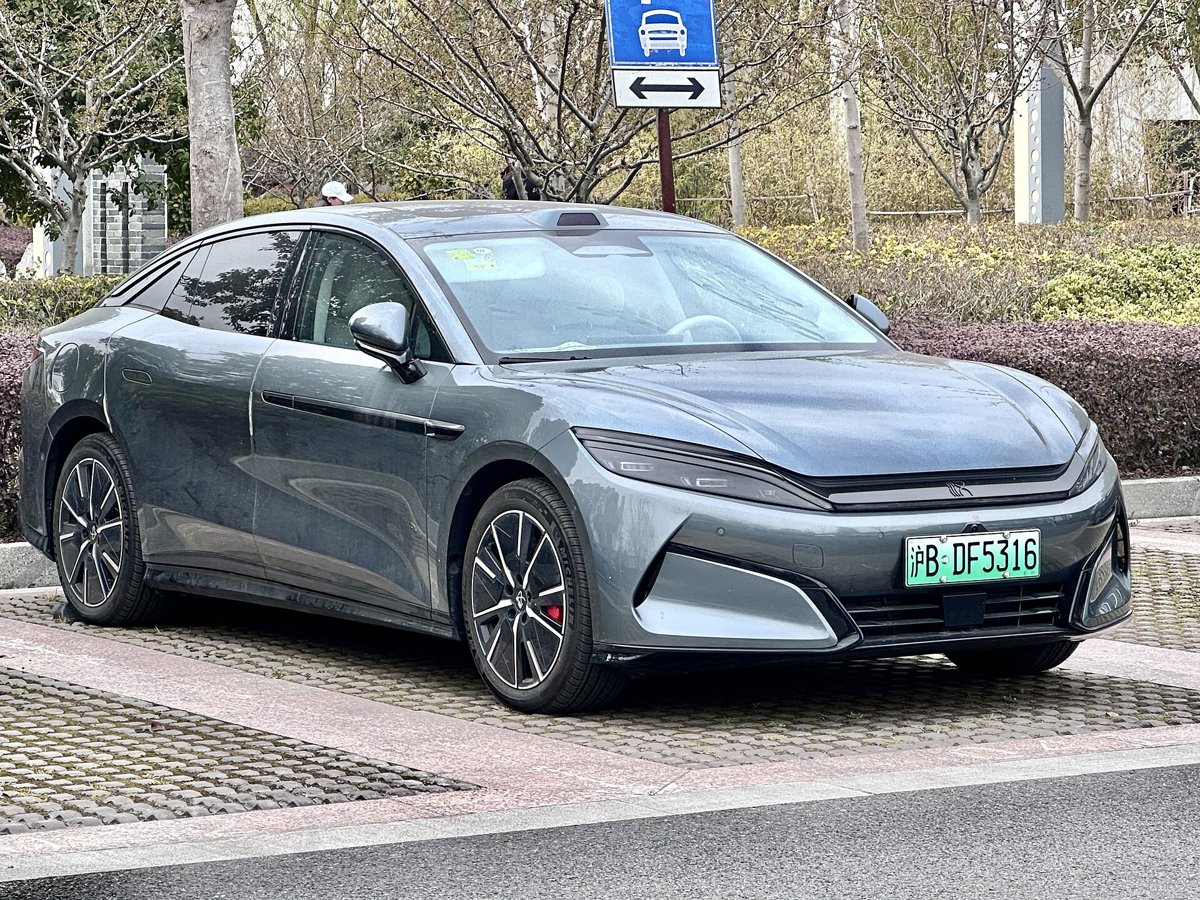 BYD Han L EV