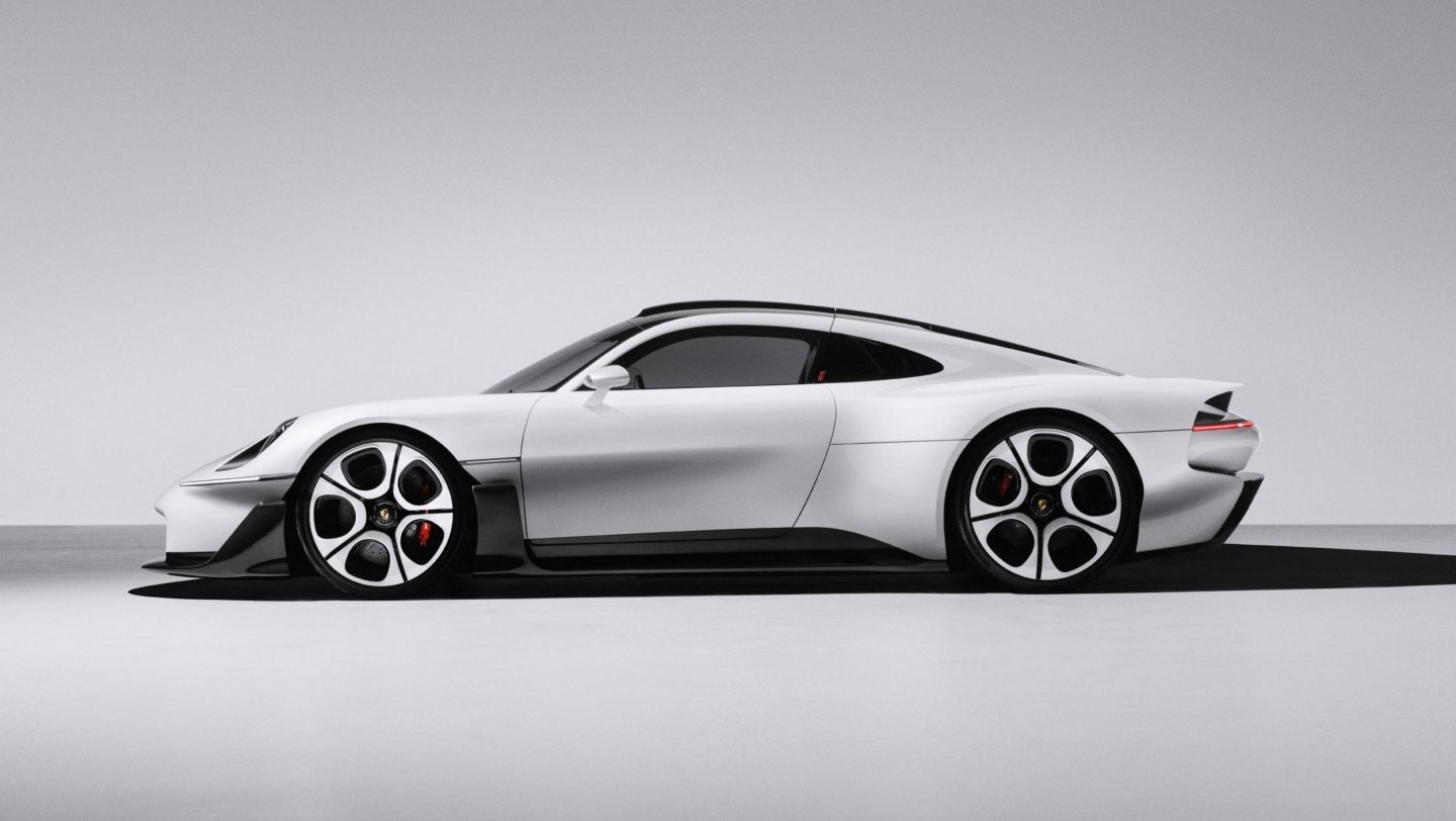 Porsche Mission S vision model, side profile
